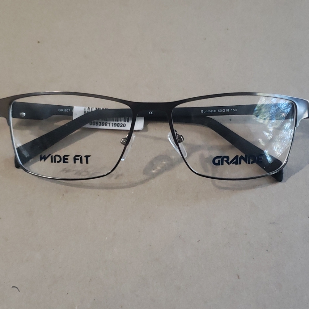 Eyeglasses